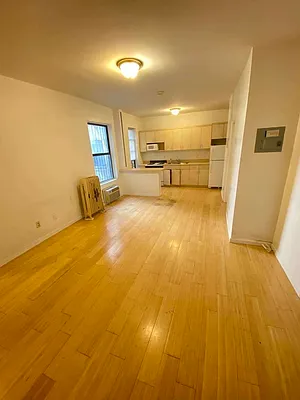 Rented by Level Group | media 5