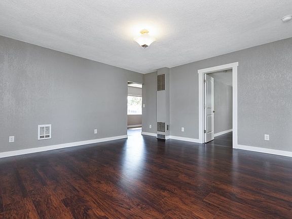 3rd image of 6444 S Warner St
