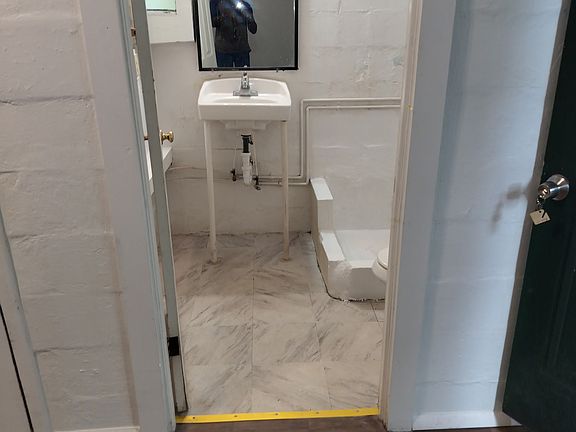 5th image of 13119 N Florida Ave #6