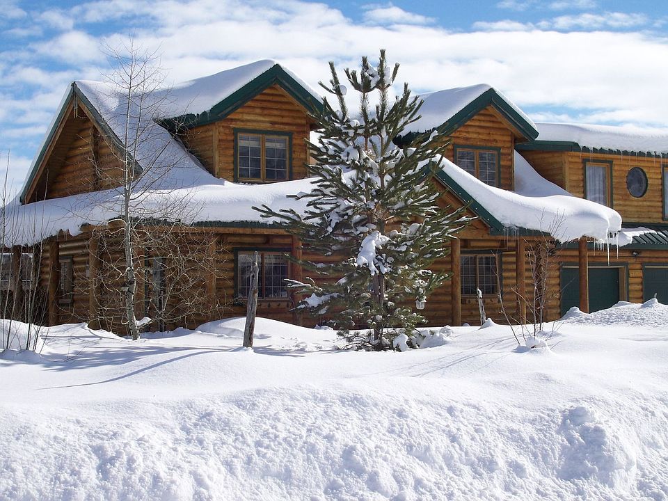3732 N. Willowbrooke Lane ~Winter Time