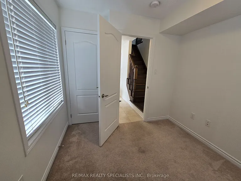 261 Casson Point — Photo 34