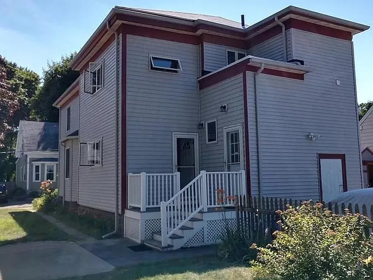 8 Jackson St #2 — Photo 24