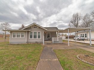 202 W 10th Ave, Bristow, OK 74010