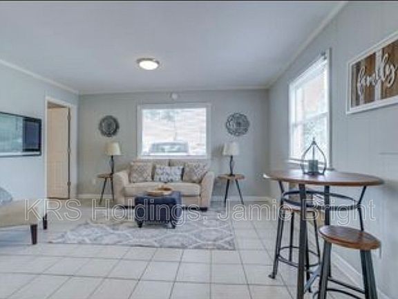 5th image of 4151 Richmond Hwy