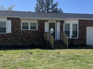 1262 E Manchester Rd, Spring Lake, NC 28390