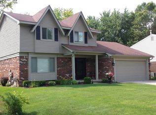 5261 Woodcreek Trl, Clarkston, MI 48346