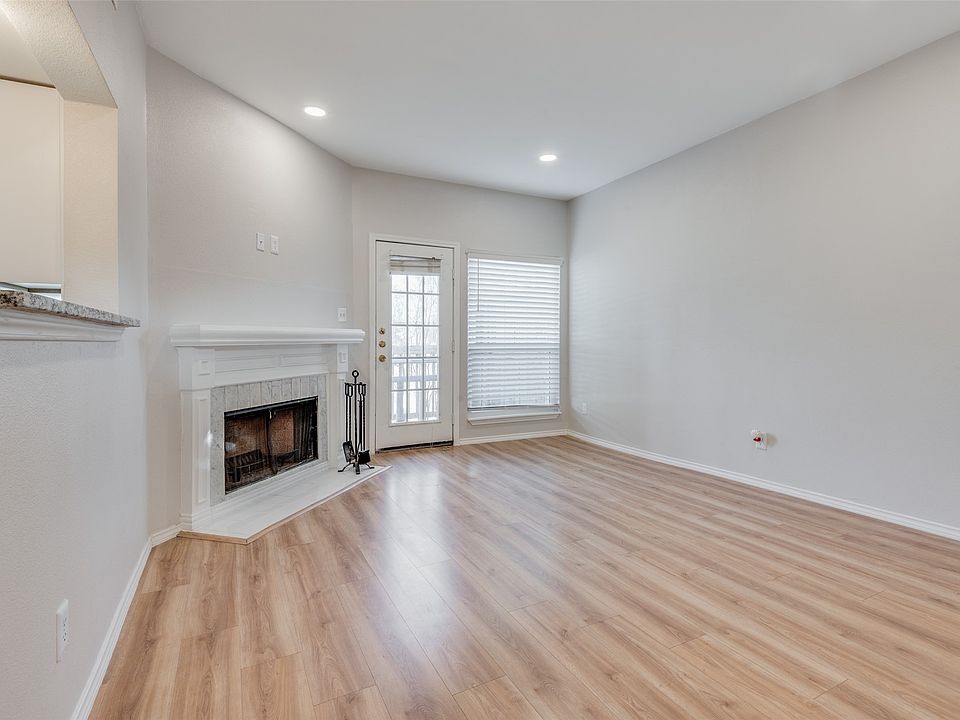1st image of 2417 Southlake Ct