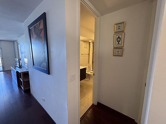 5th image of 469 Ena Rd APT 2104