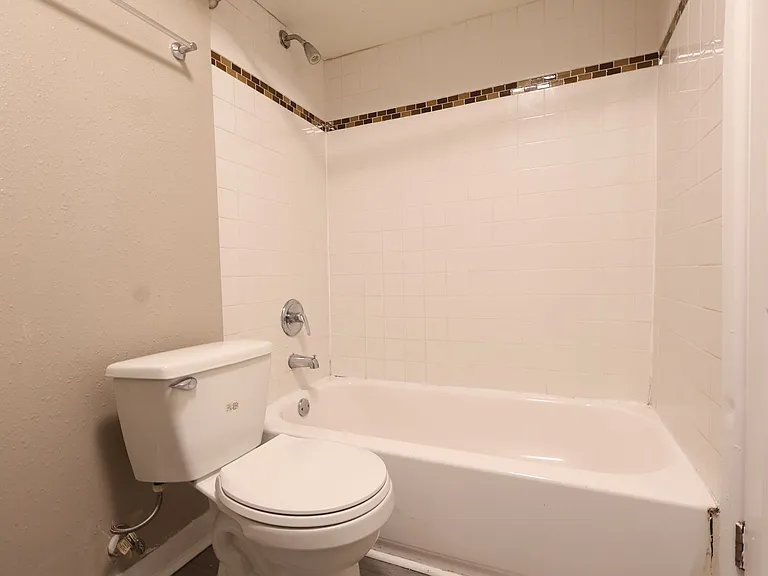 3021 Pestalozzi St #105 — Photo 10