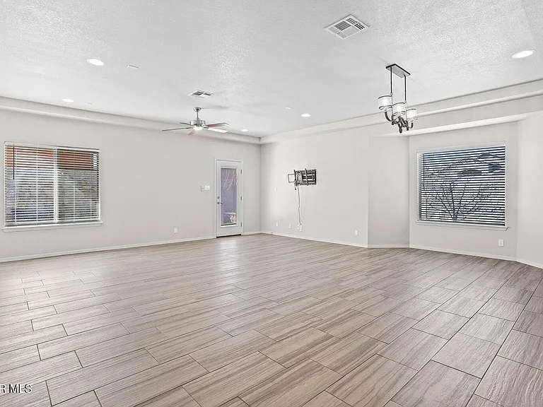 3117 Randall Joseph St — Photo 15