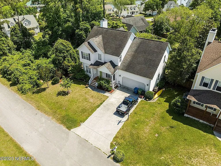 1010 Meridian Dr — Photo 53