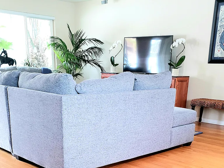 2480 Newport Ave — Photo 7