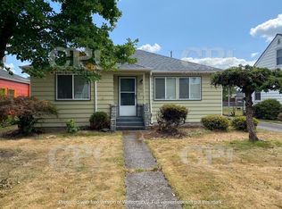 2925 Field St, Longview, WA 98632