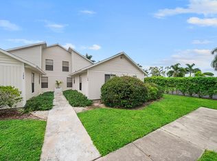 165 Crown Dr UNIT B, Naples, FL 34110