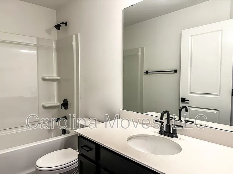 1431 Darrowby Way — Photo 15