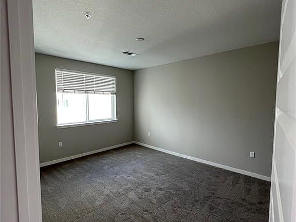 5th image of 600 W Amelia St #33