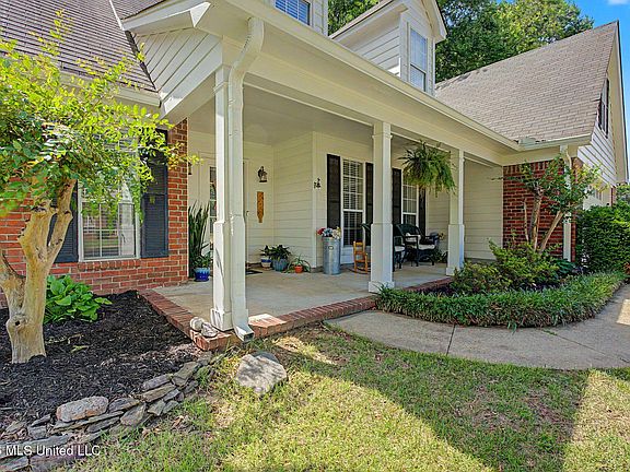 5th image of 5947 White Ridge Cir W