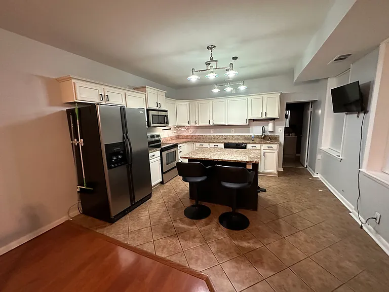 3801 Fait Ave — Photo 12