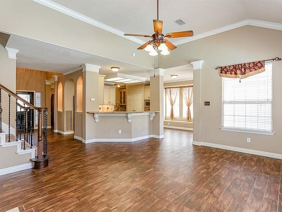 4th image of 7410 Orchard Hills Ln