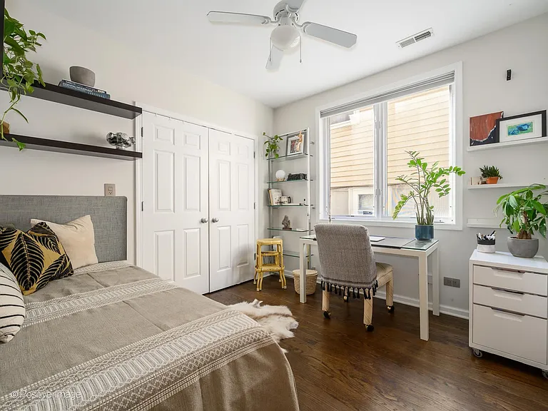 910 N Washtenaw Ave #1 — Photo 16