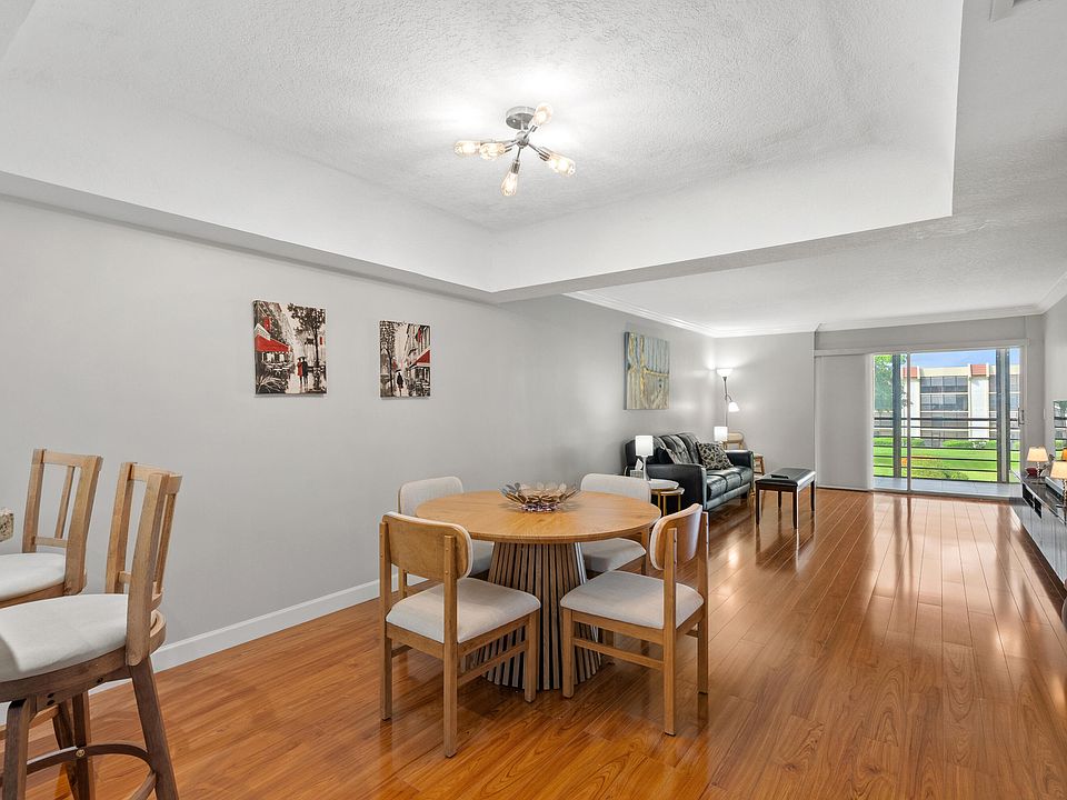 1st image of 23385 Barwood Lane S #308