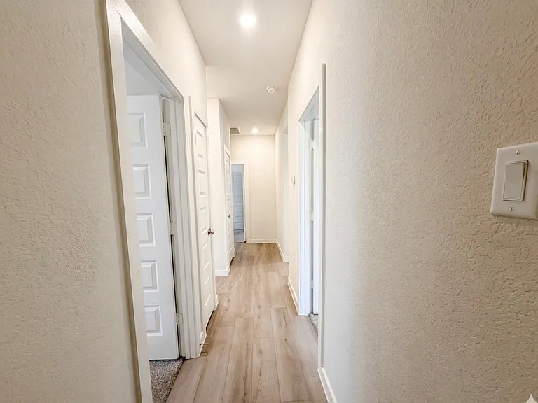 5549 Madden Ln — Photo 3