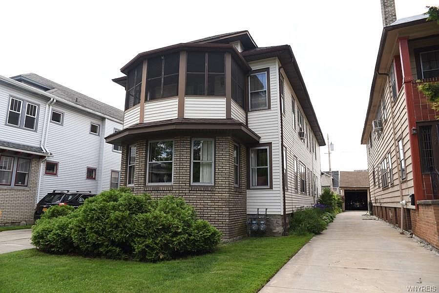1st image of 322 Sterling Ave