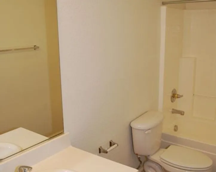 6301 Bluebill Ct — Photo 16
