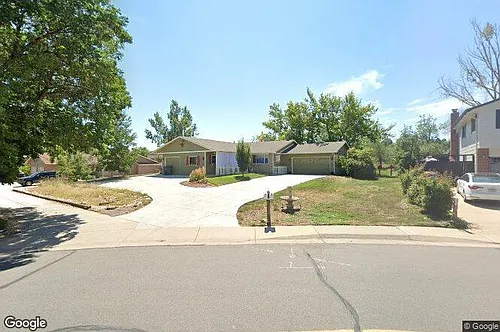 74 Yank Way Photo 1