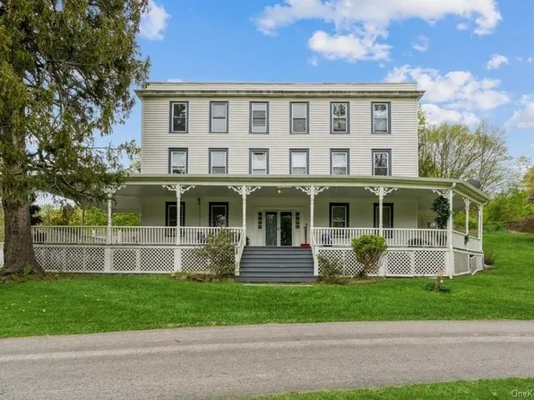 28 Woodcrest Lane, Milton, NY 12547