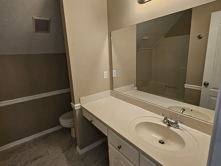 2103 Coral Dr — Photo 41