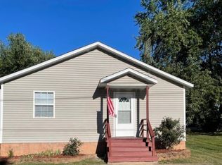 507 Hall St #1, Prairie Grove, AR 72753