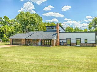 707 Cedar Springs Dr, Tuttle, OK 73089