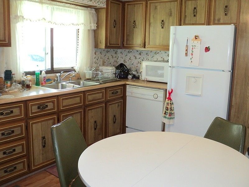 2nd image of 56 Sunview Dr