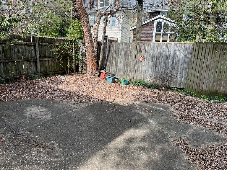 1034 Redgate Ave #4 — Photo 17