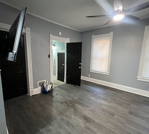 2nd image of 453 Westcott St #2