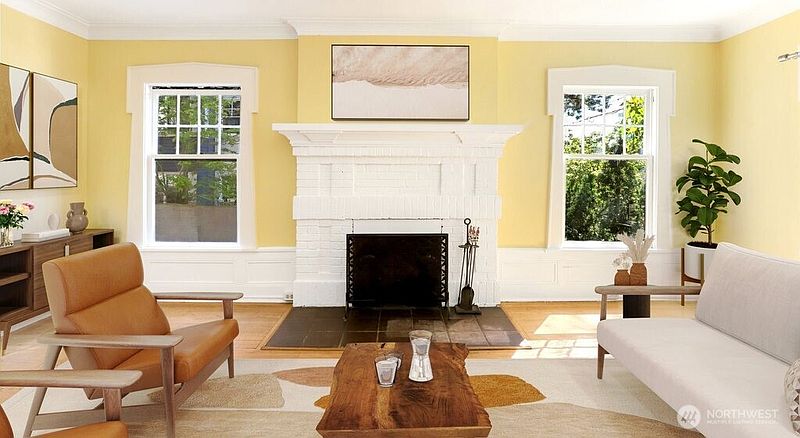 5th image of 214 13th Avenue E #2