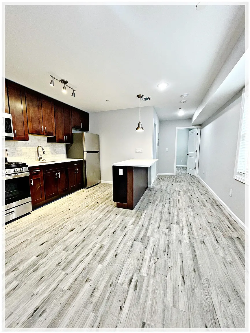 173 Carroll St #201 photo 1