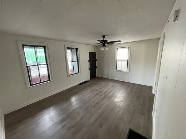 1122 University Ave NE, Minneapolis, MN 55413