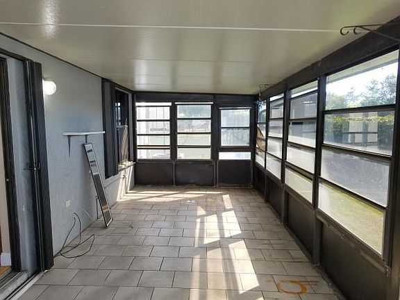 2nd image of 143 Tara Lakes Dr W #143