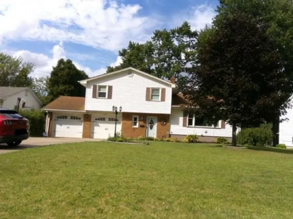 3933 S Schenley Ave, Youngstown, OH 44511