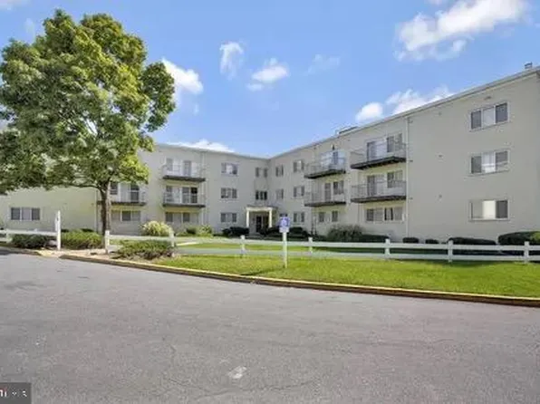 5601 Parker House Ter APT 304, Hyattsville, MD 20782