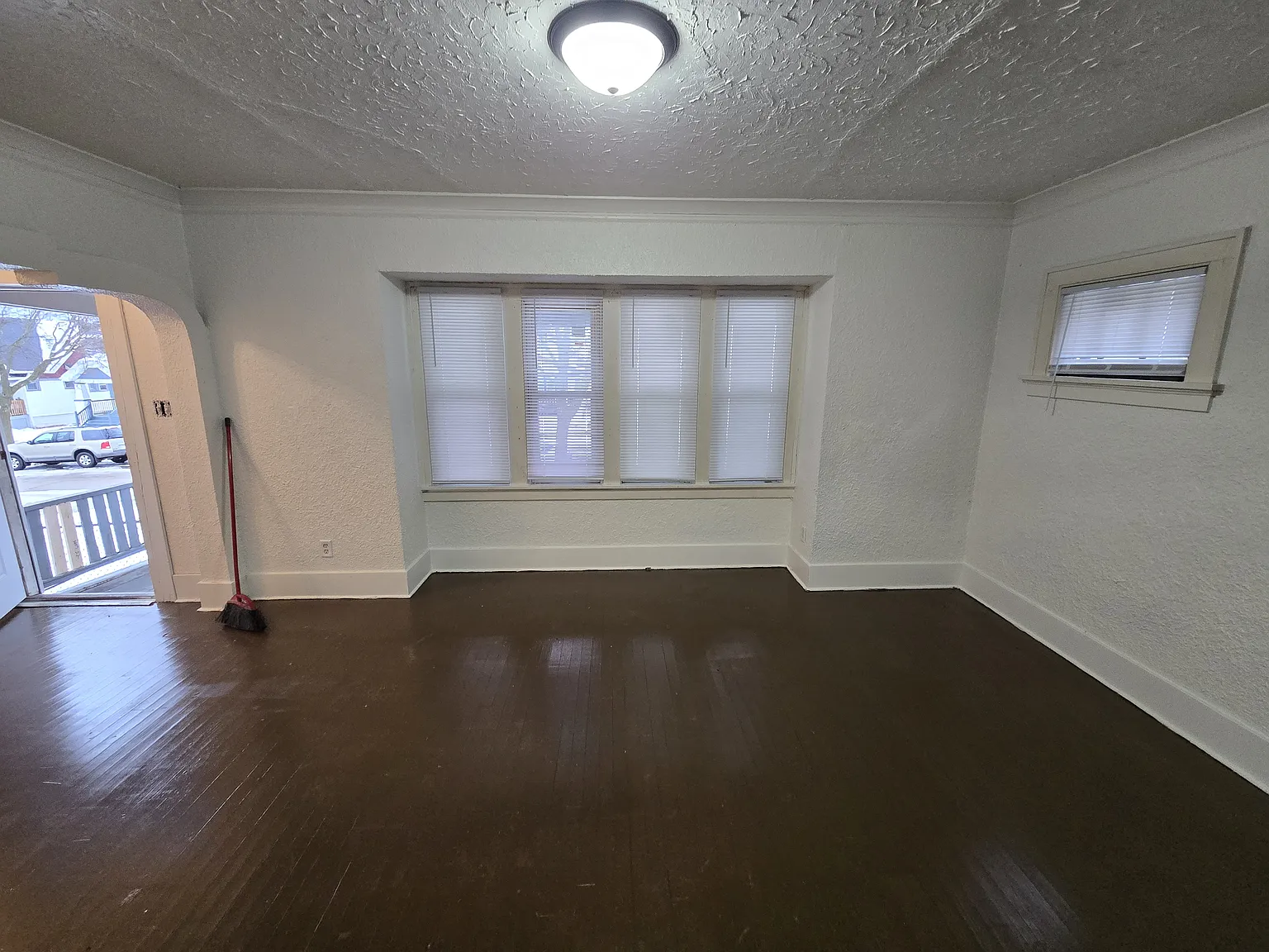 3 bed, $1,750 — Photo 3