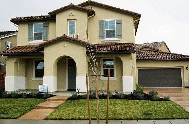 702 West Glendora Ave