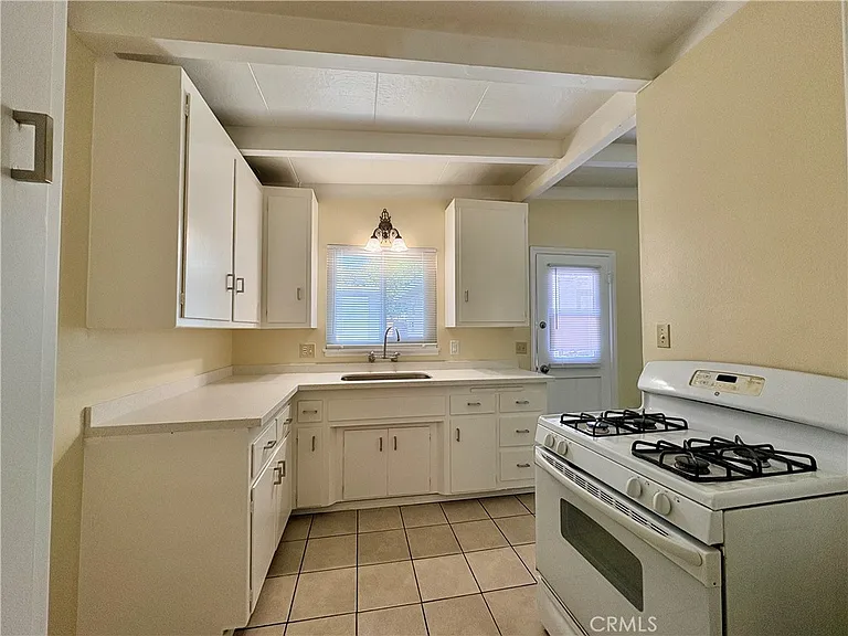 777 Baylor Ave #777 — Photo 6