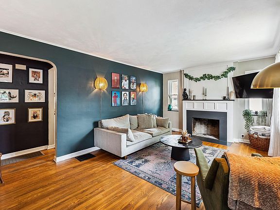 4th image of 3019 Kenlawn St