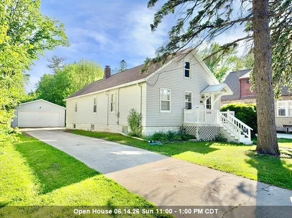 1212 Cass St, Green Bay, WI 54301