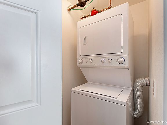 5th image of 1642 7th Ave Unit 229