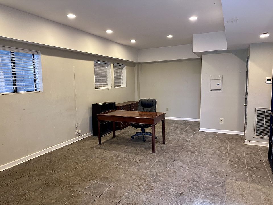1st image of 3415 W End Ave Suite 101H
