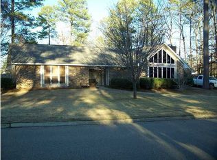 604 Parkway Rd, Brandon, MS 39047